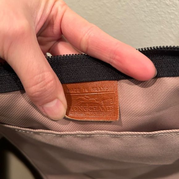 LongChamp vintage Weekender Bag Leather. Like new condition - Picture 7 of 15